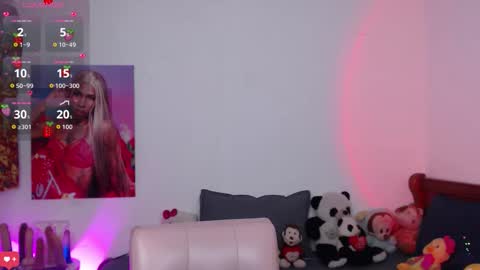 kendallgil online show from November 2025 01:10:02 PM