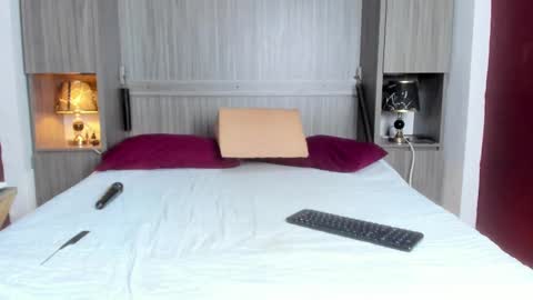 Kendal online show from January 2025 03:06:01 PM