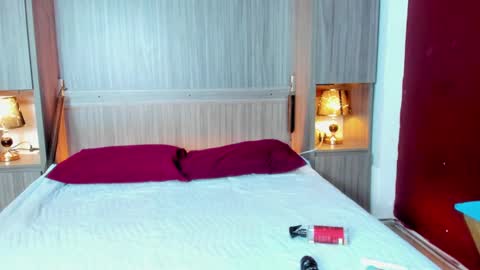 Kendal online show from January 2025 12:07:02 PM