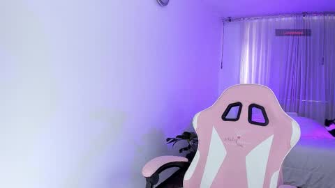 Kendall online show from March 2026 07:16:02 PM