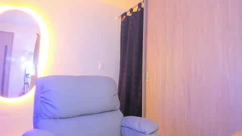 kendel_dimitri online show from January 2025 04:36:02 AM