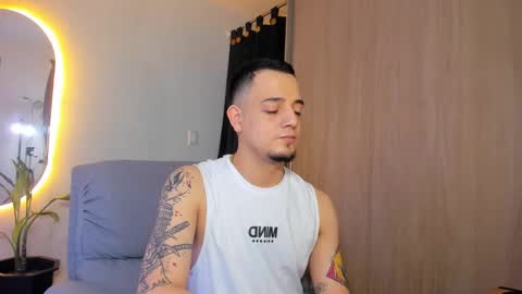 kendel_dimitri online show from February 2025 05:02:01 AM