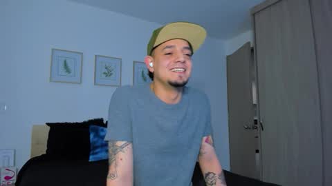 kendel_dimitri online show from December 2025 01:55:01 AM