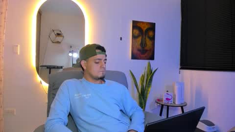 kendel_dimitri online show from March 2026 03:23:02 AM