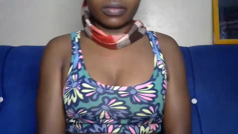 kendie_que online show from October 2025 11:39:02 AM