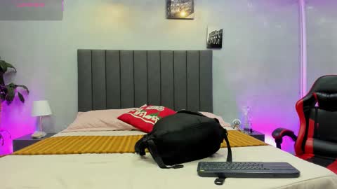 Kendra London online show from January 2026 11:13:01 AM