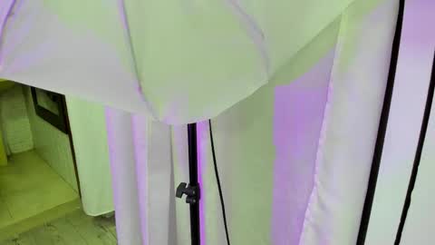 Kendra London online show from March 2026 11:03:01 AM