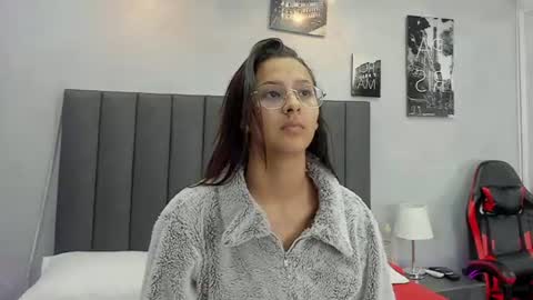 Snapshot of kendra_london chatting on July 2026 11:07:01 AM Kendra London online show from July 2026 11:07:01 AM