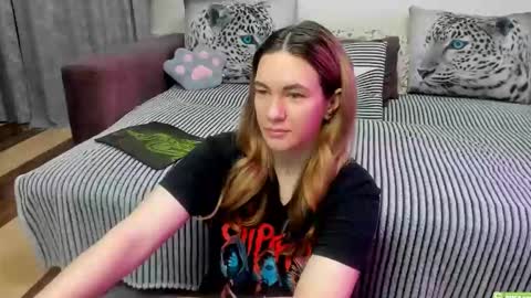 Kendra online show from March 2026 11:38:01 PM