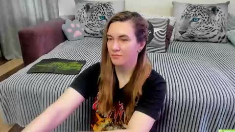 Kendra online show from April 2026 01:05:02 AM