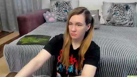 Snapshot of kendra_xx_ chatting on April 2026 11:52:02 PM Kendra online show from April 2026 11:52:02 PM