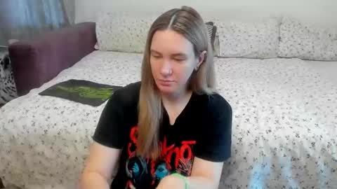 Snapshot of kendra_xx_ chatting on May 2026 11:39:01 PM Kendra online show from May 2026 11:39:01 PM