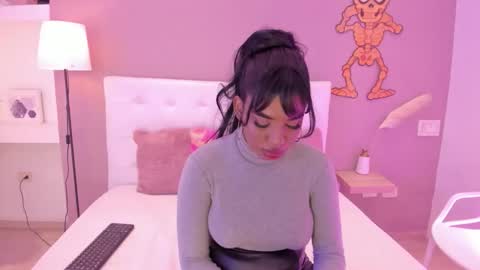 kendrachavez_ online show from November 2025 09:37:02 PM