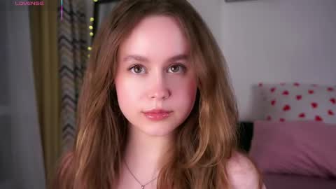 Snapshot of kendraedger chatting on April 2026 10:07:02 PM Kira online show from April 2026 10:07:02 PM