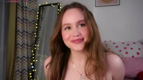 Snapshot of kendraedger chatting on May 2026 10:14:02 PM Kira online show from May 2026 10:14:02 PM