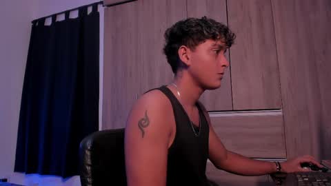 kenerth_taylor online show from April 2026 03:18:01 AM