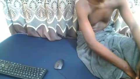 Snapshot of kenia_couples chatting on February 2025 09:21:01 AM Nelian and Emma online show from February 2025 09:21:01 AM