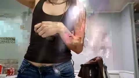 Snapshot of kenkenkenily chatting on December 2025 01:13:01 AM kenkenkenily online show from December 2025 01:13:01 AM