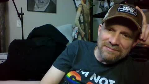 Snapshot of kenkuddles chatting on January 2025 03:00:01 AM Ken Kuddles online show from January 2025 03:00:01 AM