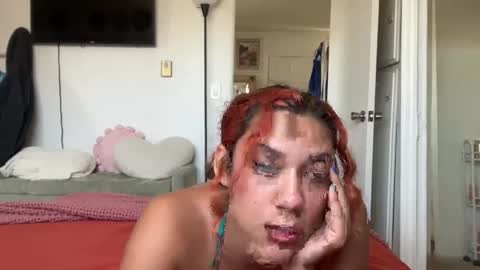 kennibby online show from April 2026 10:07:02 PM