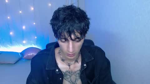 Snapshot of kenny__hot chatting on December 2024 05:10:02 PM kenny online show from December 2024 05:10:02 PM