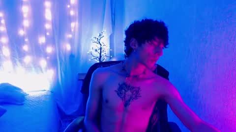 Snapshot of kenny__hot chatting on December 2024 06:56:02 PM kenny online show from December 2024 06:56:02 PM