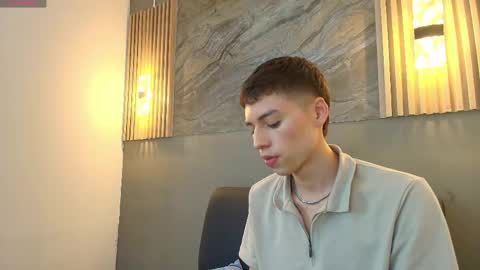 kenny_hank online show from May 2026 03:56:02 AM