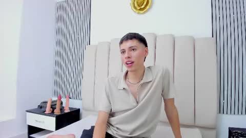 kenny_hank online show from July 2026 03:46:01 AM