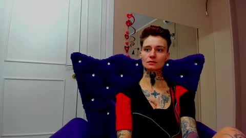 Sellena and Kenny online show from November 2025 08:19:02 PM