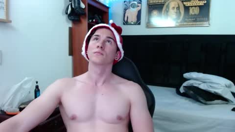 Snapshot of kent_zagann chatting on December 2024 04:02:02 AM Santiago online show from December 2024 04:02:02 AM