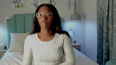 kentha_mitchells online show from February 2025 10:15:02 AM
