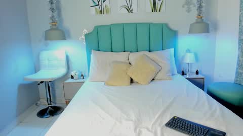 kentha_mitchells online show from March 2025 10:33:02 AM