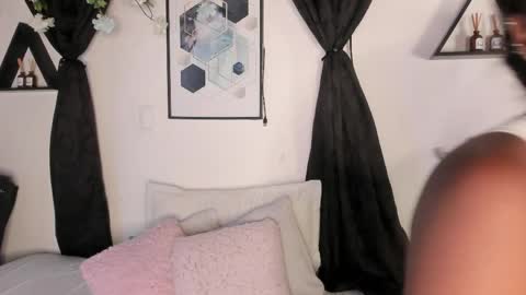 KENTHA  online show from April 2026 10:20:02 AM