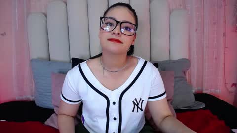 Snapshot of keny_williams chatting on April 2026 03:06:01 AM Keny online show from April 2026 03:06:01 AM