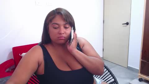 Snapshot of kenya_buhle chatting on November 2025 11:26:02 PM Kenya Buhle online show from November 2025 11:26:02 PM