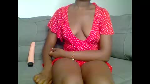 Snapshot of kenyan_lioness chatting on February 2026 12:51:02 AM kinky perv online show from February 2026 12:51:02 AM