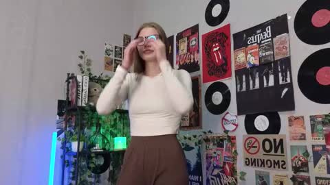 Lisa online show from December 2025 09:16:02 AM