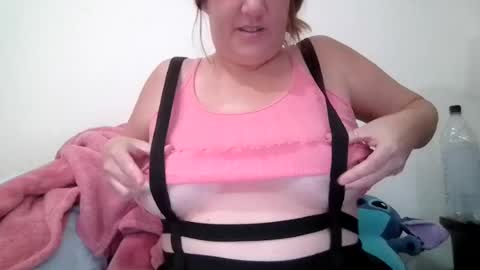 Snapshot of kenzbenz chatting on July 2026 05:17:02 PM KenzBenz online show from July 2026 05:17:02 PM