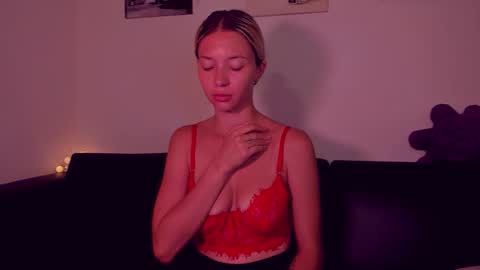 keremhm online show from March 2026 02:37:01 AM