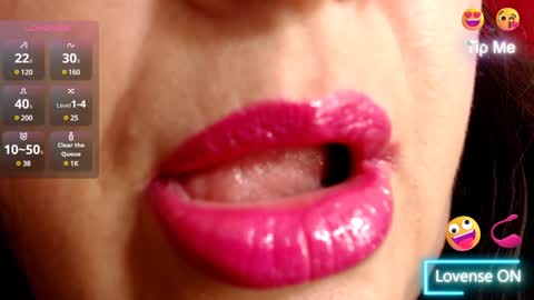 K E R L Y online show from February 2025 01:27:02 PM