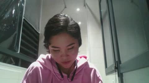 Jenny  online show from November 2025 11:22:01 AM