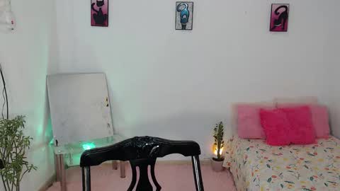 Snapshot of kesha_brooks chatting on October 2025 03:42:02 PM Mia  online show from October 2025 03:42:02 PM