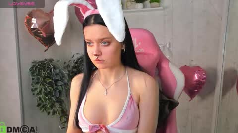 Snapshot of kessi_millis chatting on February 2026 01:02:02 AM kessi_millis online show from February 2026 01:02:02 AM