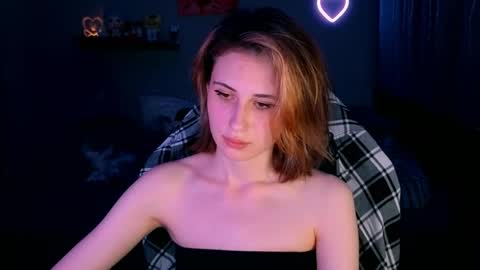 Snapshot of keti_moon chatting on May 2026 07:43:02 PM Keti 3 online show from May 2026 07:43:02 PM