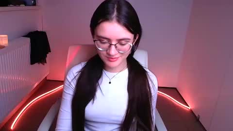 Snapshot of ketrin_pirsss chatting on December 2024 10:38:02 PM Ketrin online show from December 2024 10:38:02 PM