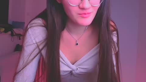 Snapshot of ketrin_pirsss chatting on December 2024 04:34:02 AM Ketrin online show from December 2024 04:34:02 AM