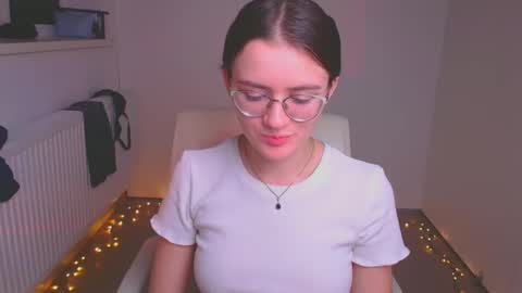 Snapshot of ketrin_pirsss chatting on January 2025 10:52:02 PM Ketrin online show from January 2025 10:52:02 PM