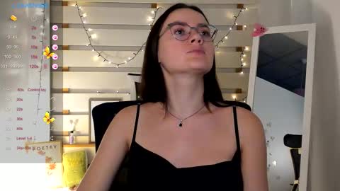 Snapshot of ketrin_pirsss chatting on September 2025 12:59:02 PM Ketrin online show from September 2025 12:59:02 PM