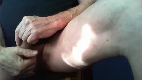 Daddyo online show from November 2025 02:19:01 PM