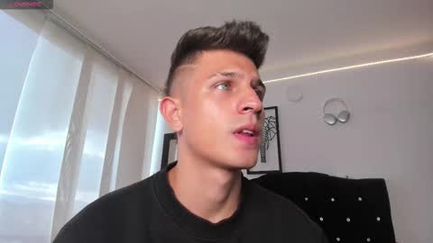 Kevin Ahs online show from October 2025 09:42:02 PM